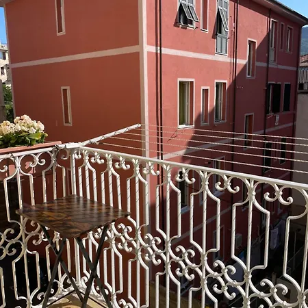 Apartament Cujo La Spezia